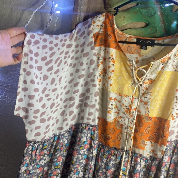 Women’s bohemian cottage core lace up neck, baby doll flowy tunic top - Picture 3 of 7